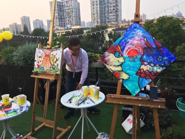 SSF潮玩展一个外行小白眼中的搪胶小怪兽展