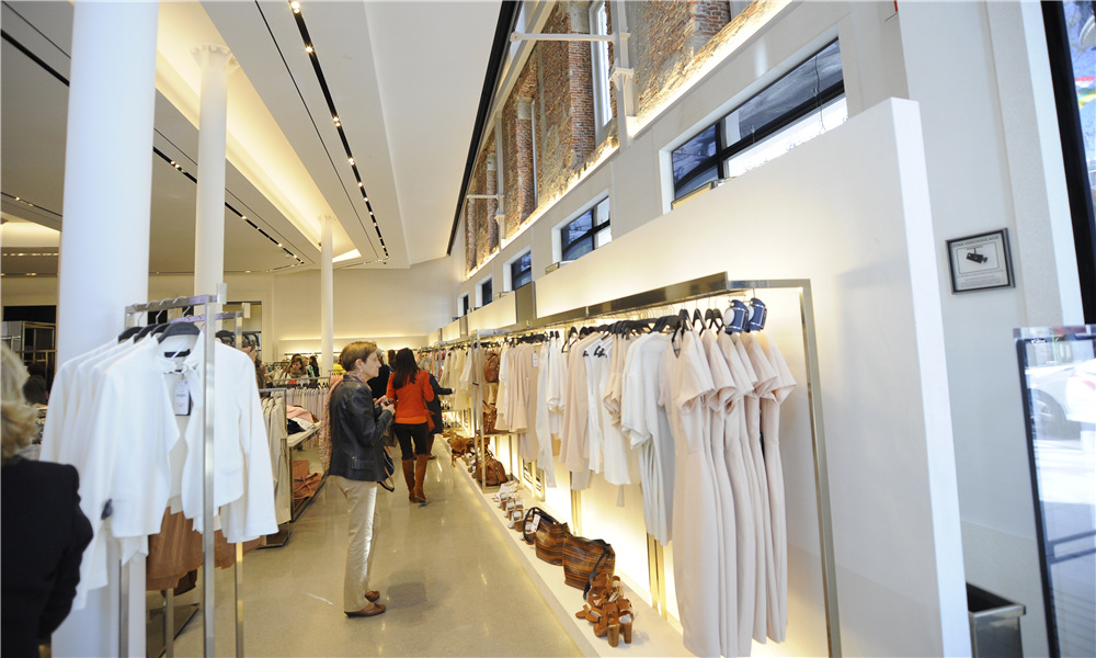 老鞋企的忧伤|CBNweekly