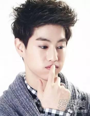 欧美男神发型短发,头发贴头皮适合什么发型短发男