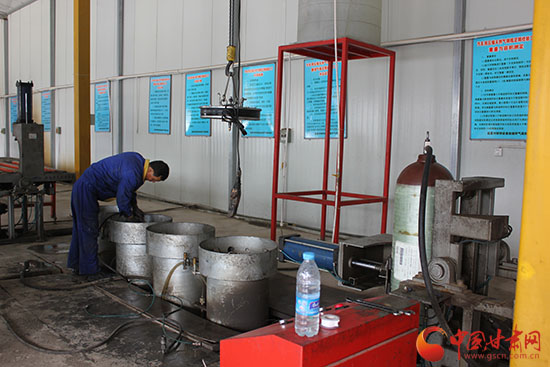 天然气钢瓶上有身份识别码吗,临夏市天然气瓶在哪检测