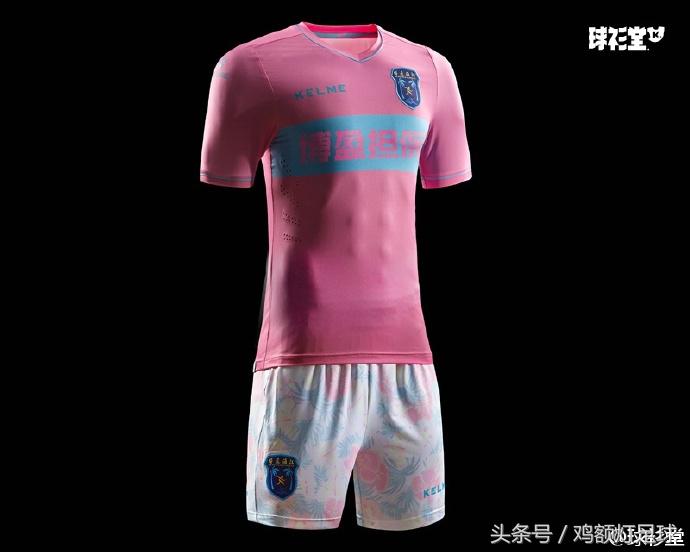 卡尔美最新的足球球衣,卡尔美给中国足球队设计的球衣