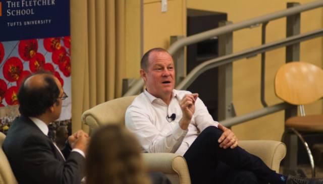 最惨国民品牌：连续7季收入下滑，关店数百：不加快速度会被干死