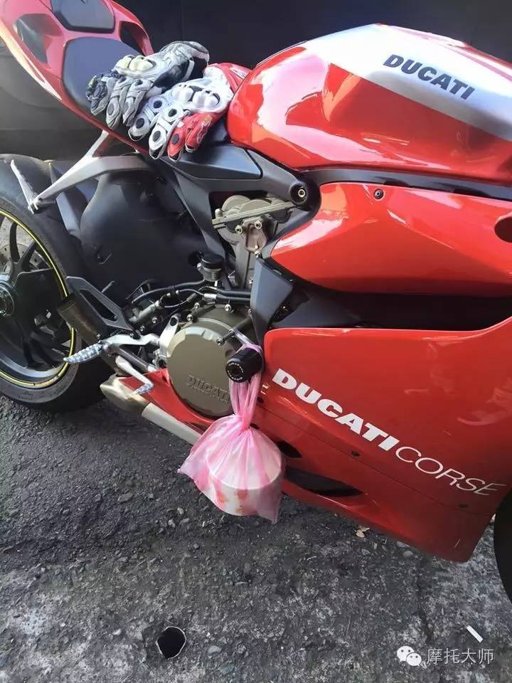 女生都喜欢杜卡迪吗,现实中遇见杜卡迪