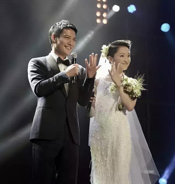 对戒推荐不硌手,经典大牌对戒推荐