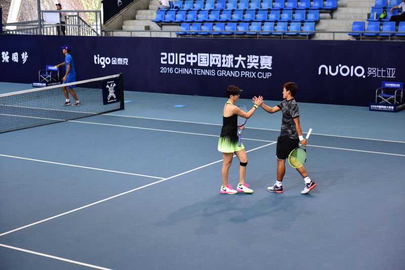 华为努比亚,努比亚z30pro和努比亚z30ultra