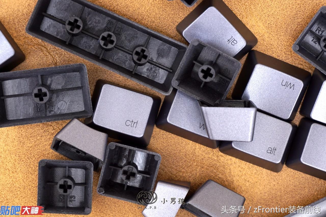 硬糖机械键盘classic评测,雷迦机械键盘评测