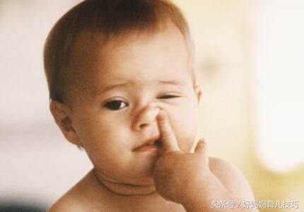 宝宝治疗黄疸期间吐奶,新生儿黄疸10怎么办