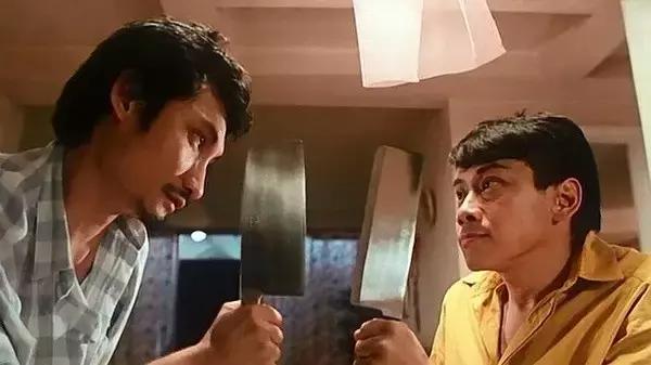 年少成名，新艺城七怪之一，枪法如神的罗宾探长