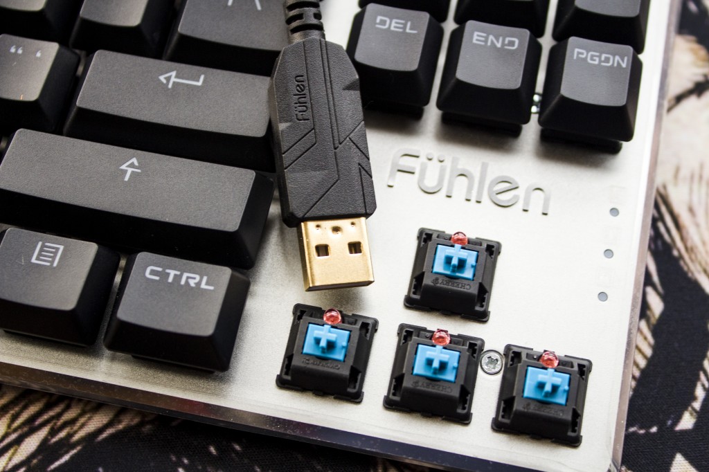 富勒G87S机械键盘,富勒的cherry红轴机械键盘