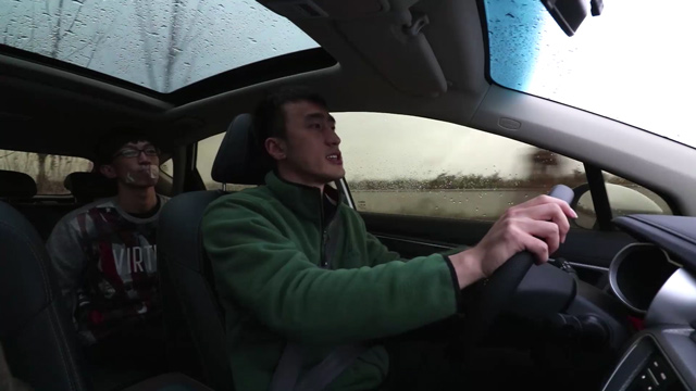 肯定成绩的同时认清自身差距,肯定优点指出不足提出希望