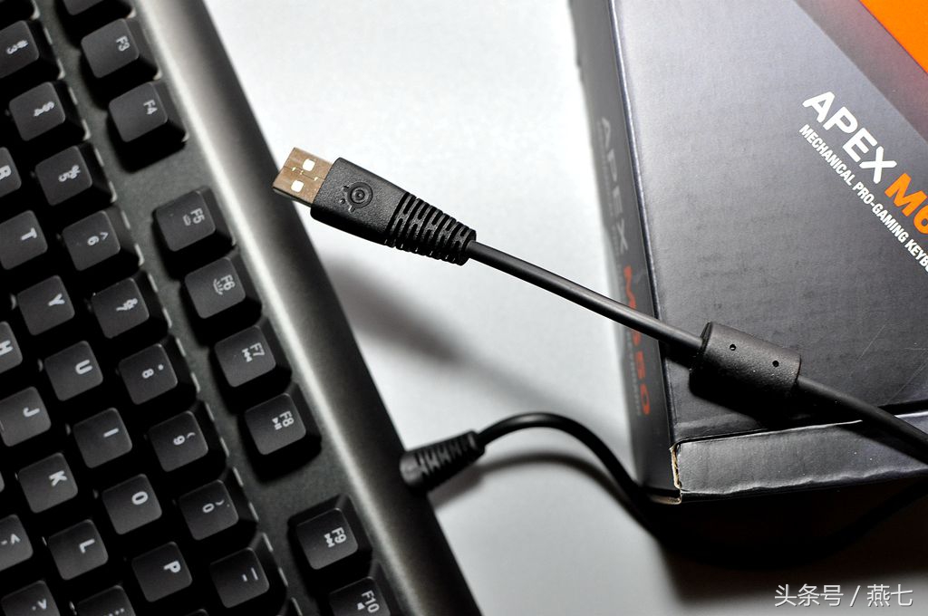 璧涚澘apexm600鐏厜璁剧疆,璧涚澘apexm600鑳屽厜