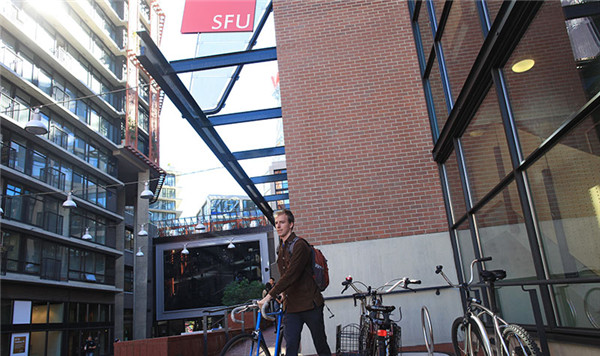 最新鲜!加拿大哪些大学最靠谱?谁实力碾压全场,谁憋屈不服只能垫底,这结果也是有点没想到!