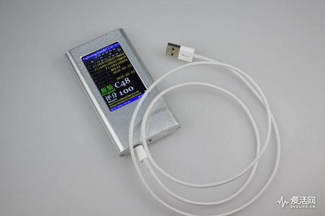 为女友选择一根平安线懂得几招轻松识别数据线的身份