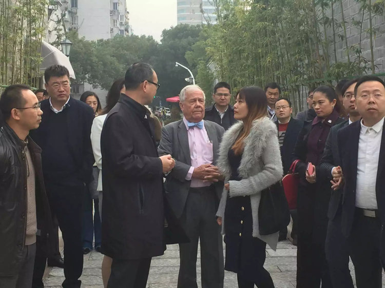 宁波老板赚了多少钱,宁波老板开价3倍工资