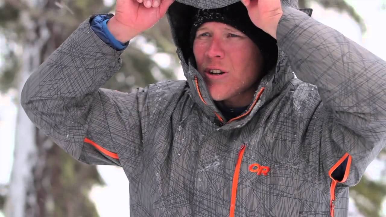 滑雪服品牌推荐单板,ak滑雪服什么品牌