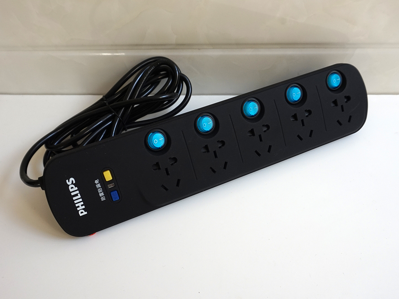 飞利浦居家神器,家里防护插座