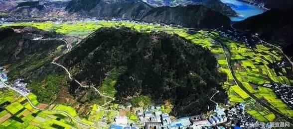 五峰美食,五峰有哪些著名的特产美食店铺