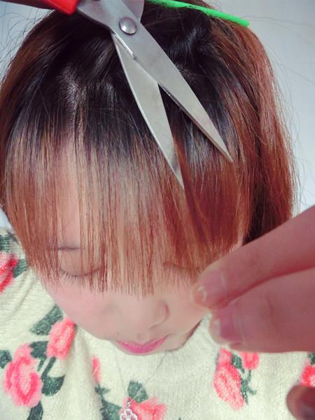 空气刘海打薄教程,又简单又好看的空气刘海教程