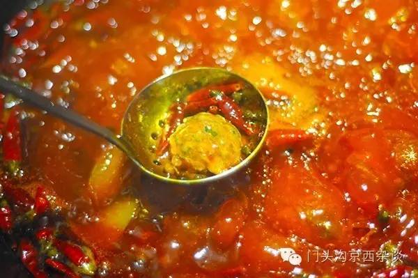 门头沟人吃火锅奔这儿！新开麻辣英雄火锅城所有菜品一律八折！