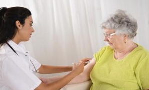 降压药+柚子=血压骤降！还有好多老人用药知识哦