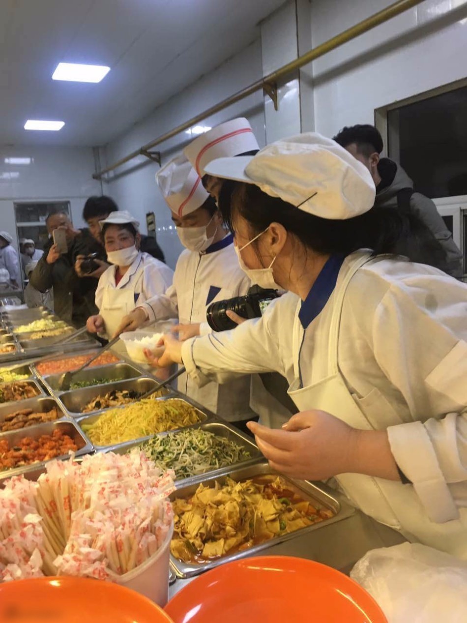 宝强餐厅,宝强吃饭