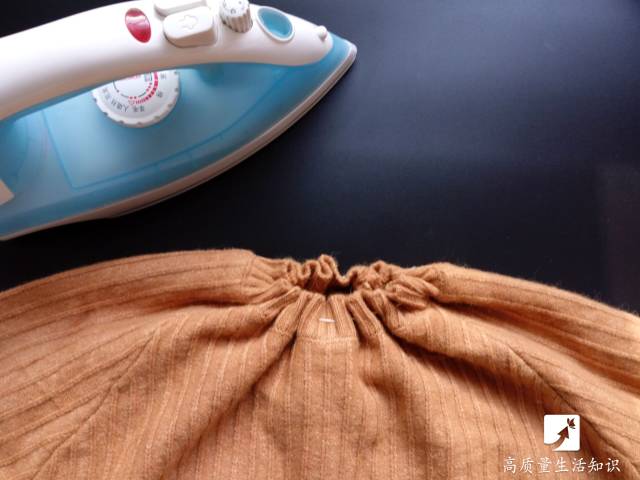 毛衣袖子越穿越肥,毛衣袖口松垮怎么恢复