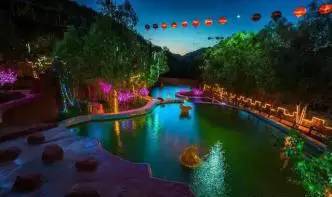 周末去温泉山庄度假,周末去泡汤