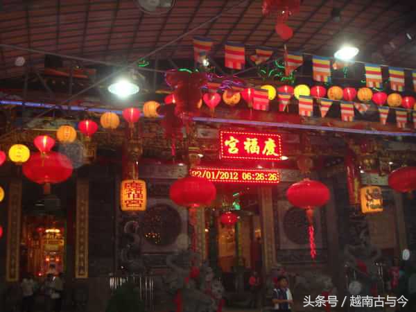 华人在此国人口排名第四，却不能使用汉字