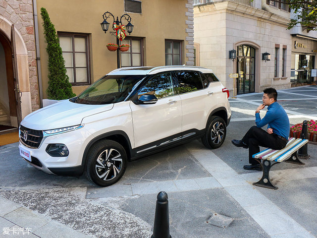 外观设计很大胆实拍东风风行t5evo,外观设计有亮点内饰精美动力强悍