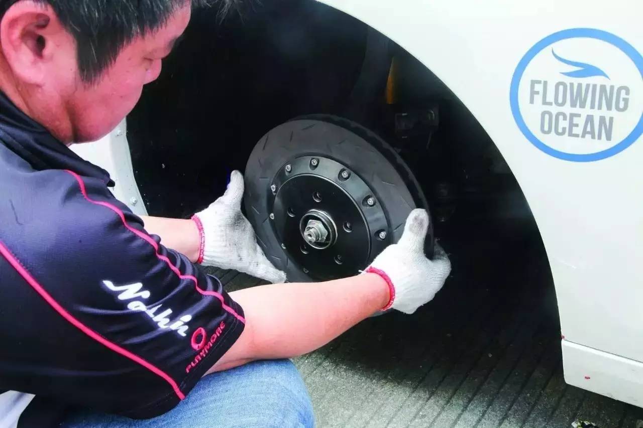 急刹车这1米的差距就可能决定你我的生死！（三）