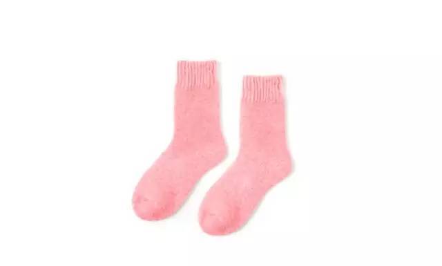 冬天真的拒绝不了这种软糯羊毛袜,想要简单的保暖又便宜的袜子