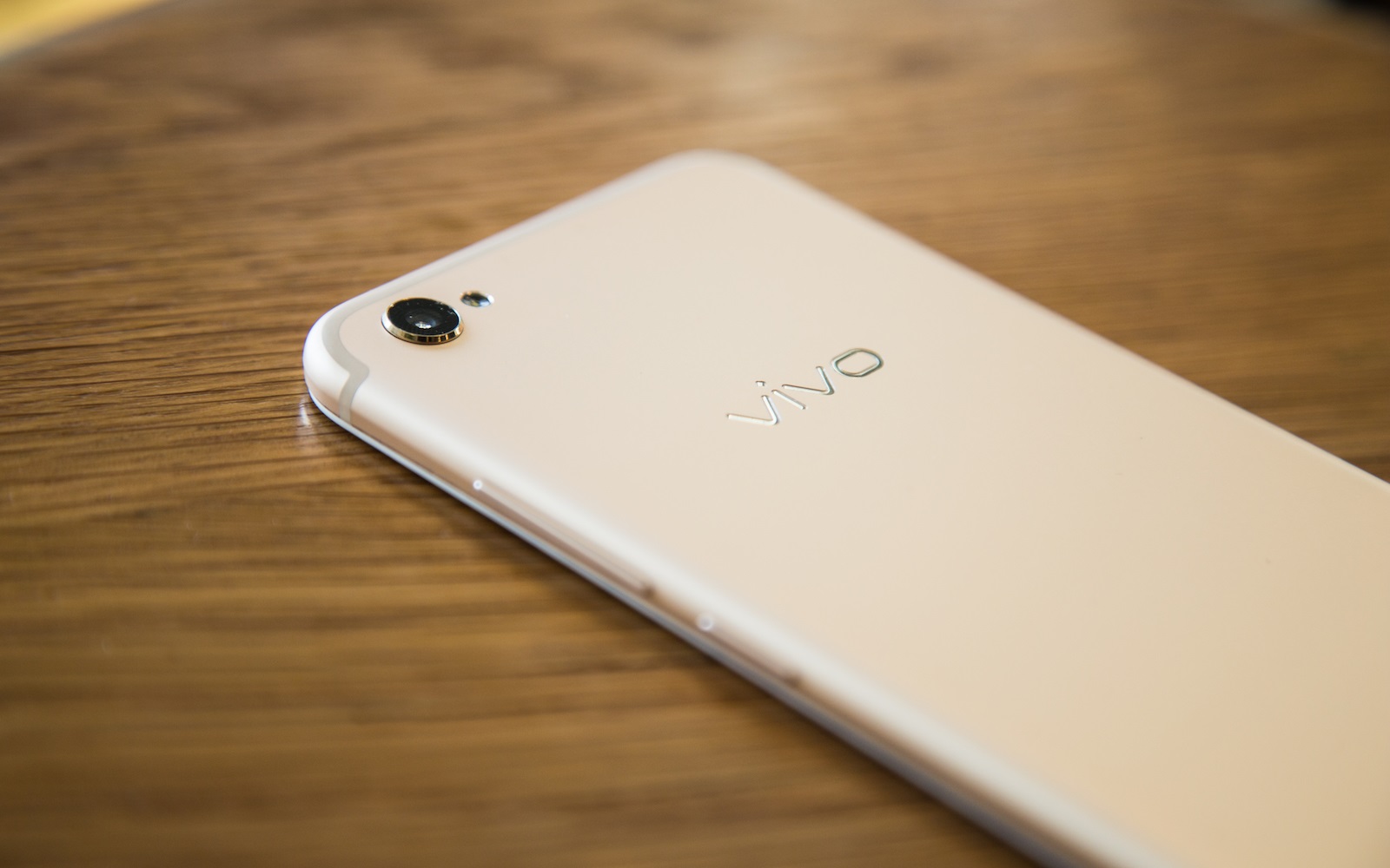 柔光双摄妹子的最爱,vivoX9自拍体验