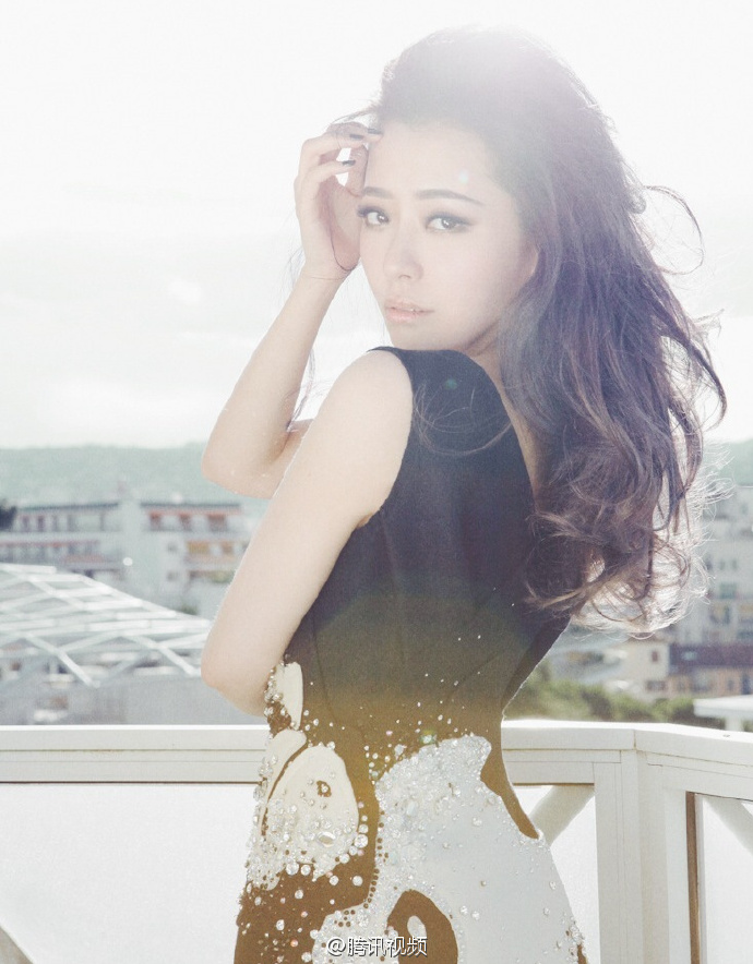 无尽天灯鹿晗李易峰赵丽颖,金鸡奖李易峰赵丽颖同台