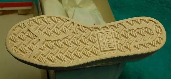 VANS和CONVERSE这些冷门鞋款，你还可以穿！