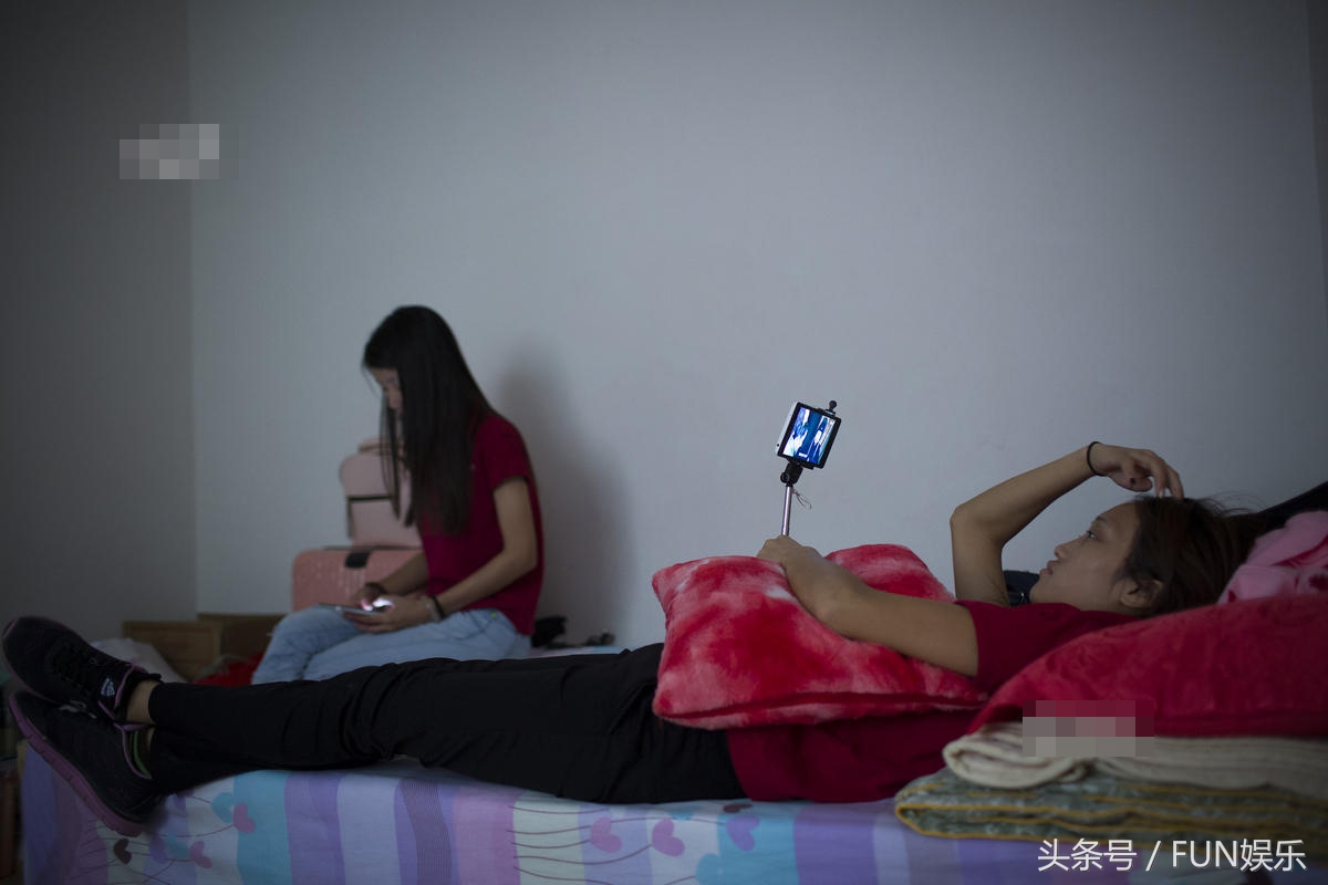 富士康打工妹的生活,富士康打工妹上夜班完整版