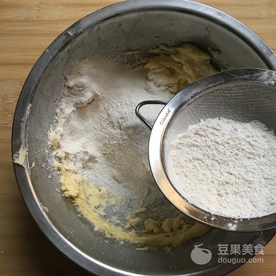 夹心牛乳饼干的做法,牛乳工坊海盐芝士夹心饼干