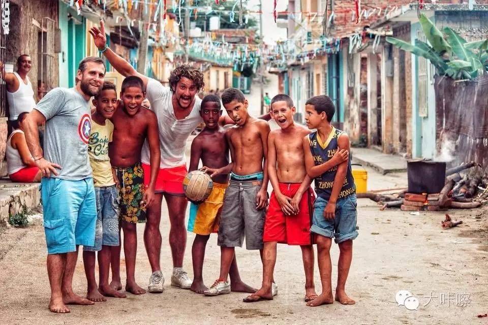 涓浗鍙ゅ反鑸炶箞鑰佸笀,鍙ゅ反鑸炶箞鑰佸笀