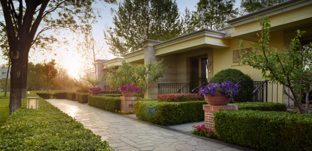 周末去温泉山庄度假,周末去泡汤