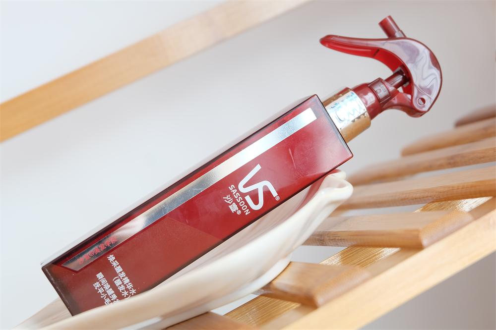 沙宣焕采醒肤精华水,沙宣蓬蓬水与醒发精华水