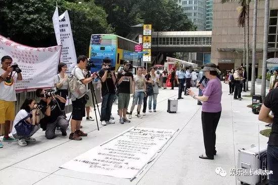 梅艳芳被母亲毁掉的一生,梅艳芳的母亲一个月领多少钱