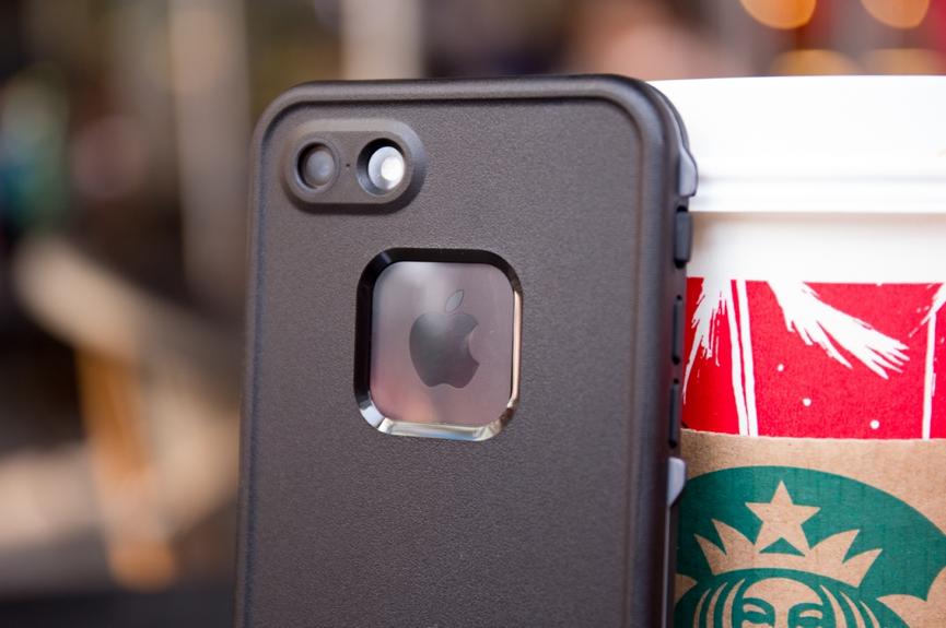 苹果手机砸核桃测评,砸核桃的苹果手机