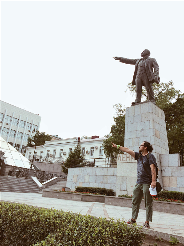 海参崴铁路的尽头,海参崴火车站到国内哪里