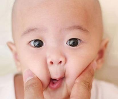 怎么处理宝宝的口水疹,怎么预防宝宝口水疹