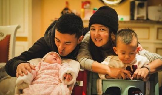 何洁赫子铭离婚风波,何洁和赫子铭离婚多久