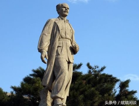 富人得病可以保命，穷人得病却要面对死亡，白求恩是怎么做的？