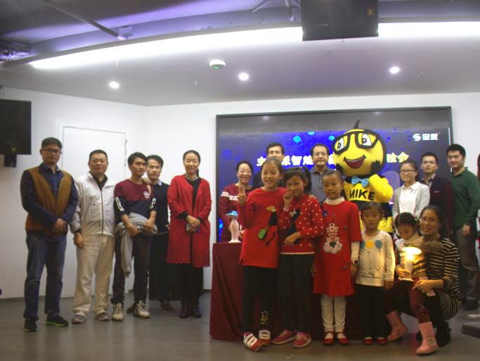 虫虫派智能语音灯，让小朋友也有科技感