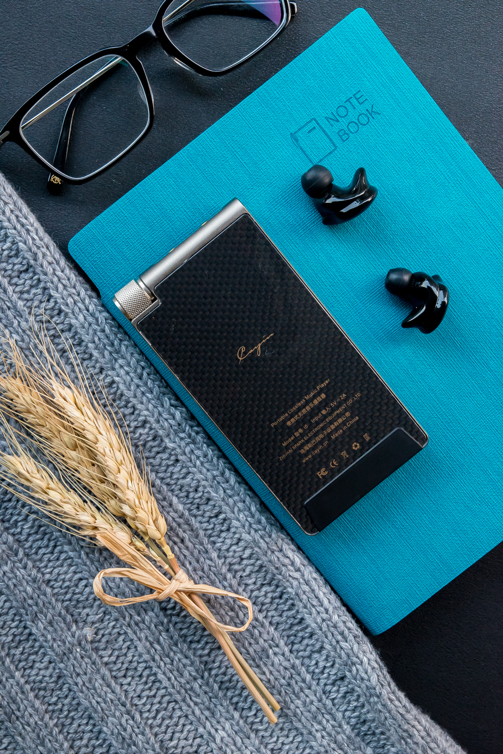 造型很酷的蓝牙耳机,造型好音效好的蓝牙耳机