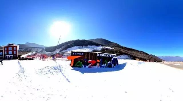 成都周边看雪滑雪的地方 (成都周边滑雪泡温泉好去处)