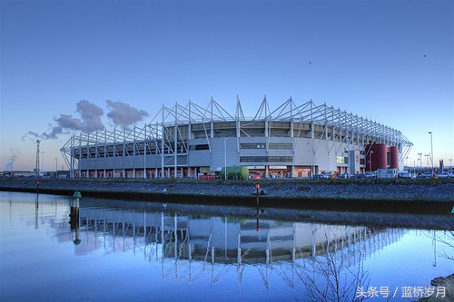 老特拉福德球场英超,谁是英超第1名