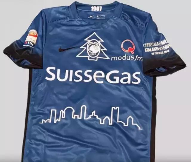 好羡慕人家！好有爱的“圣诞球衣”！